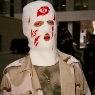 Няшка Сатанист